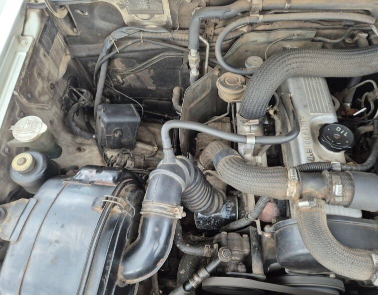 MITSUBISHI  MONTERO 4X4 ***IMPECCABLE***